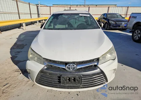 2016 Toyota Camry Le z USA, uszkodzony, nr VIN 4T4BF1FK5GR559747